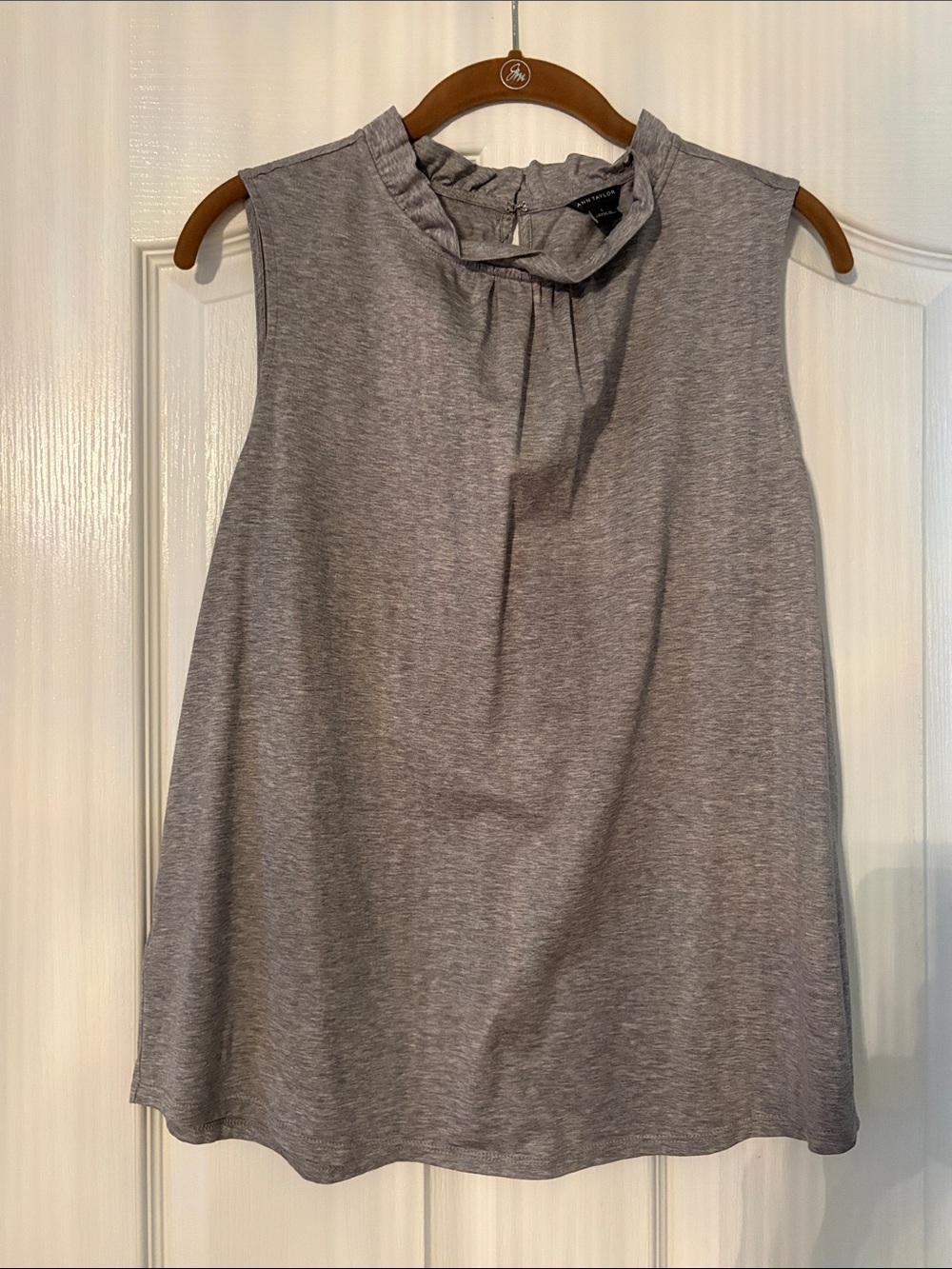 Ann Taylor Grey Sleeveless Mock Neck Tank